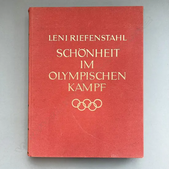 LENI RIEFENSTAHL: SCHONHEIT IN OLYMPISCHEN KAMPF